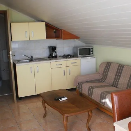 Apartmani Vir Vir